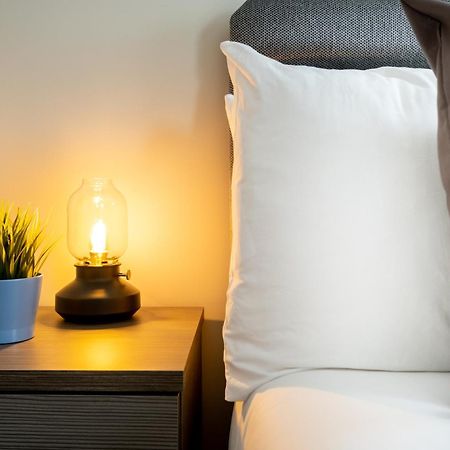 Pluxa Blue Sapphire Luxury Stay Free Parking Free Wifi - Walk Everywhere, Travel, Biz, Leisure Birmingham Eksteriør bilde