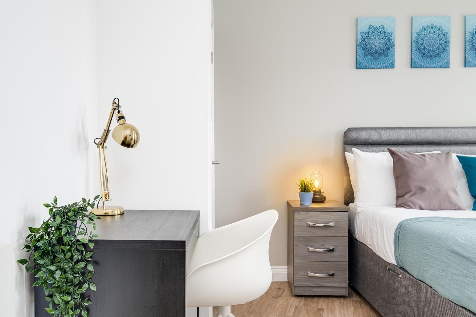 Pluxa Blue Sapphire Luxury Stay Free Parking Free Wifi - Walk Everywhere, Travel, Biz, Leisure Birmingham Eksteriør bilde